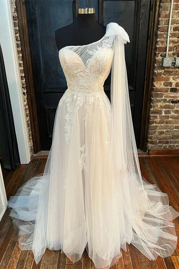 Vestido de novia de un solo hombro con corte A
